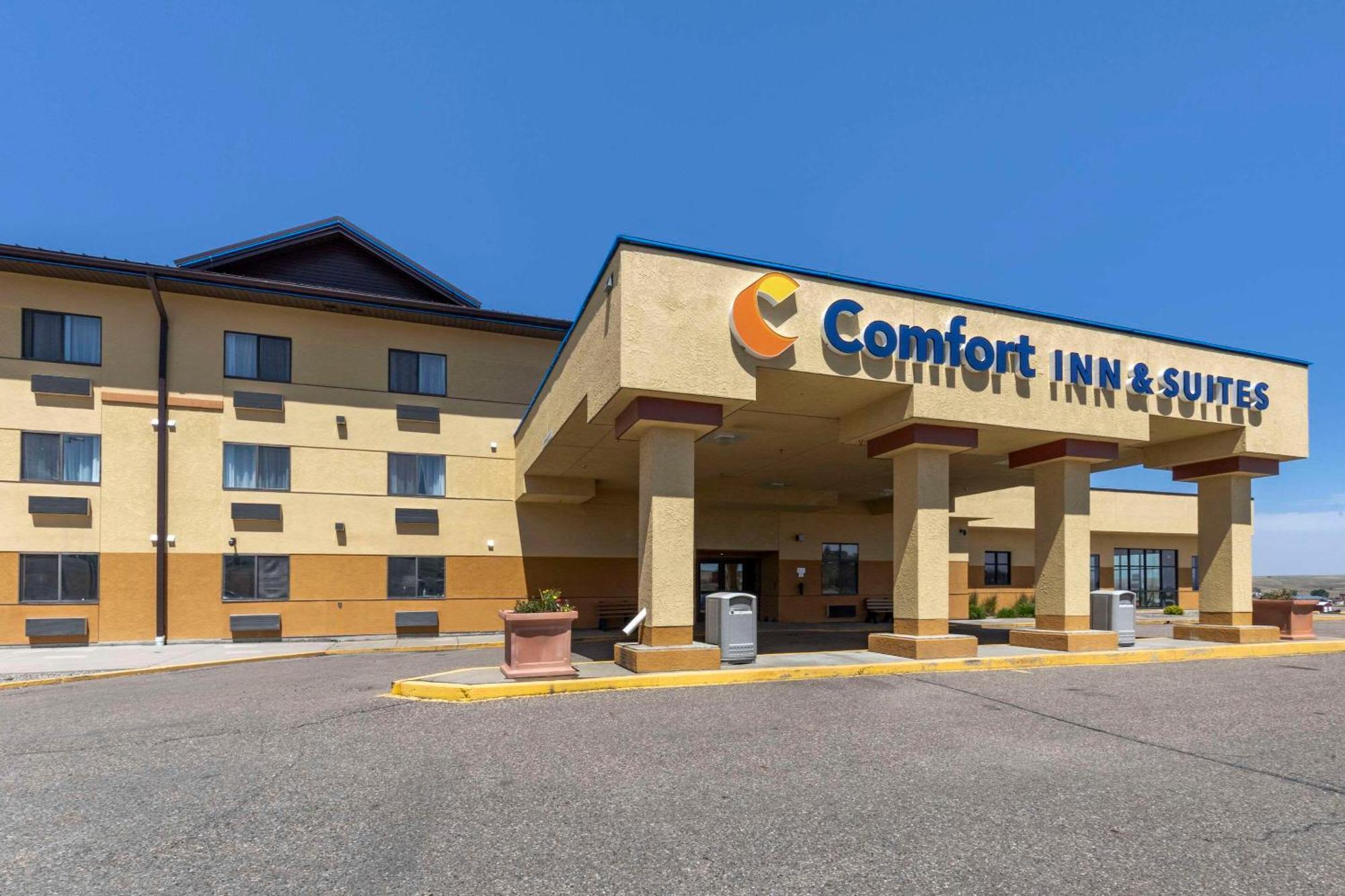 Comfort Inn & Suites Gateway To Glacier National Park Shelby Buitenkant foto