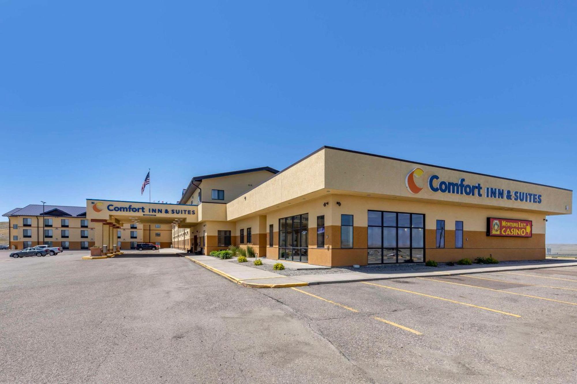 Comfort Inn & Suites Gateway To Glacier National Park Shelby Buitenkant foto